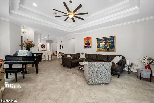 6589 Roma WAY, Naples, FL 34113