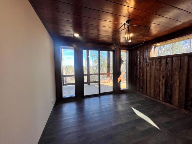 57 Deerfield Lane, Blue Ridge, GA 30513