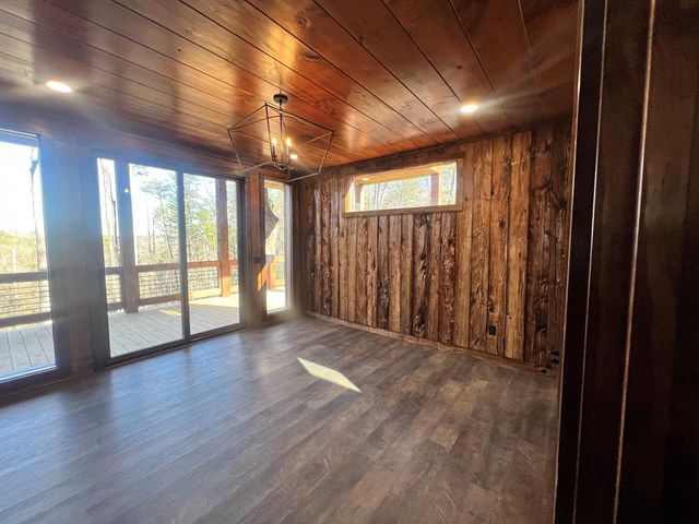 57 Deerfield Lane, Blue Ridge, GA 30513