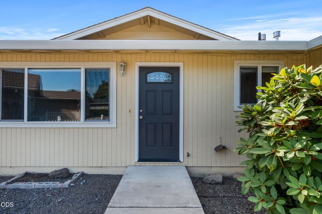 1452 Carolyn Circle, Medford, OR 97504