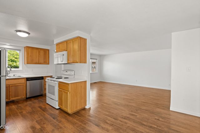 1452 Carolyn Circle, Medford, OR 97504