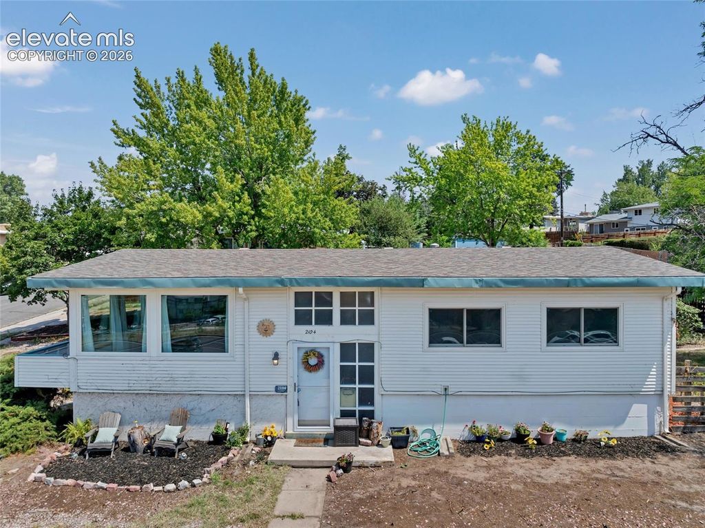 2104 Constitution Avenue, Colorado Springs, CO 80909 — exterior