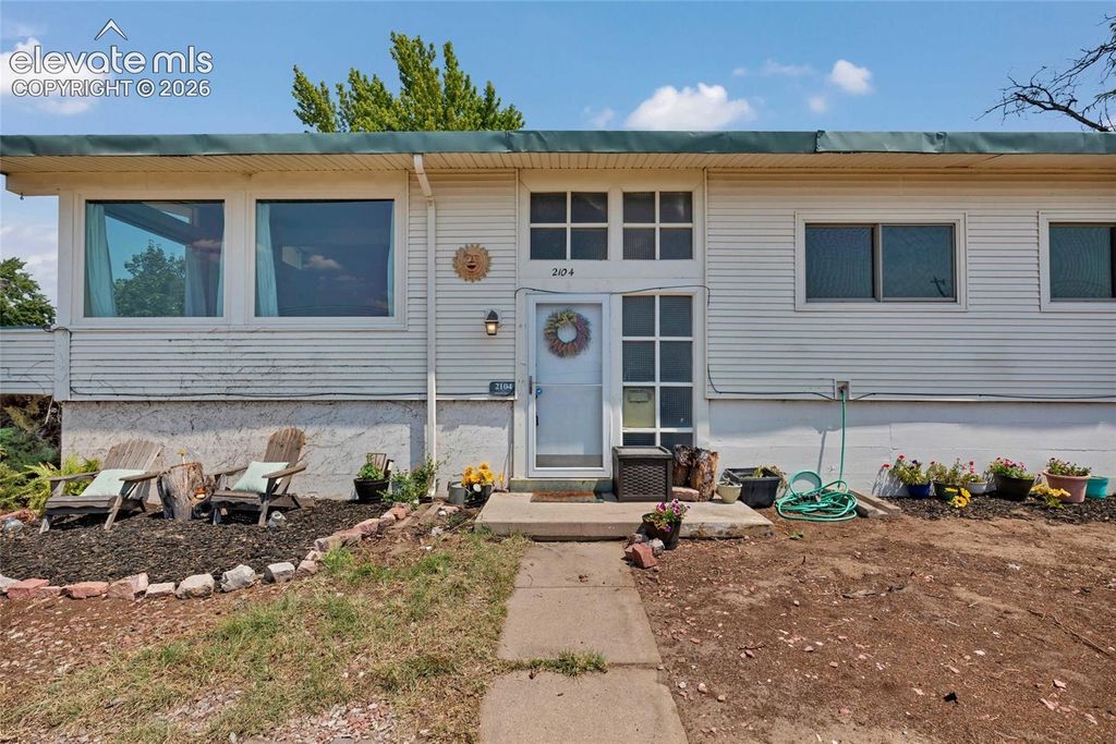 2104 Constitution Avenue, Colorado Springs, CO 80909 — photo 2