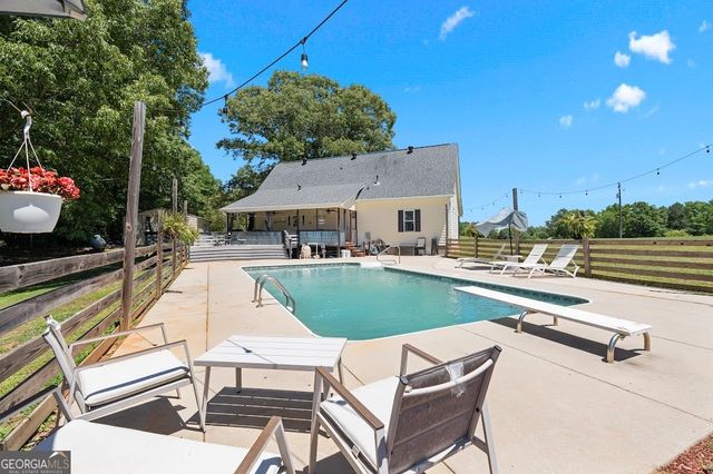 405 Little Circle, Tallapoosa, GA 30176