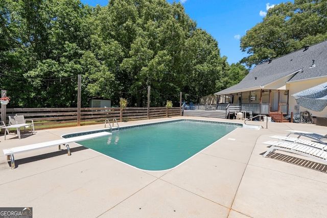 405 Little Circle, Tallapoosa, GA 30176