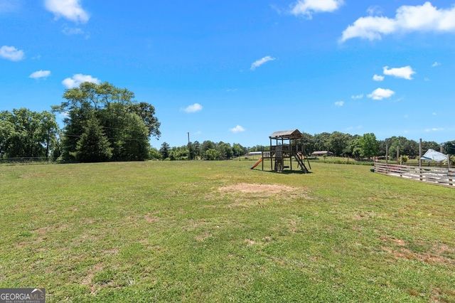 405 Little Circle, Tallapoosa, GA 30176