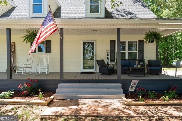 405 Little Circle, Tallapoosa, GA 30176
