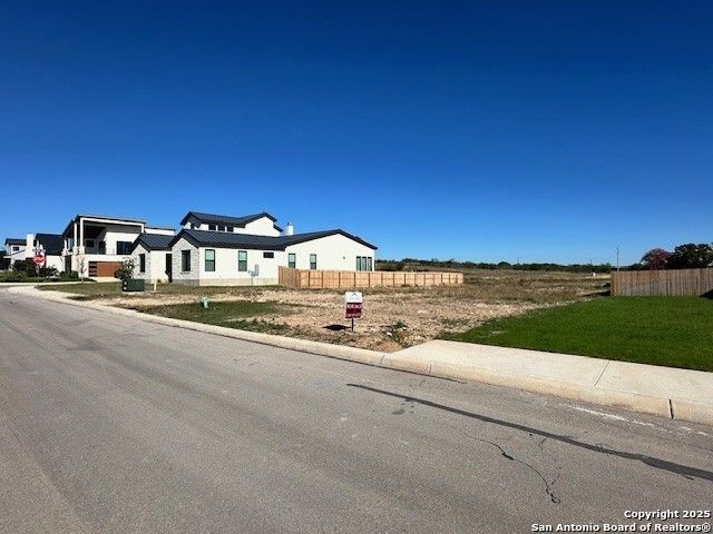 266 Janice Avenue, Castroville, TX 78009