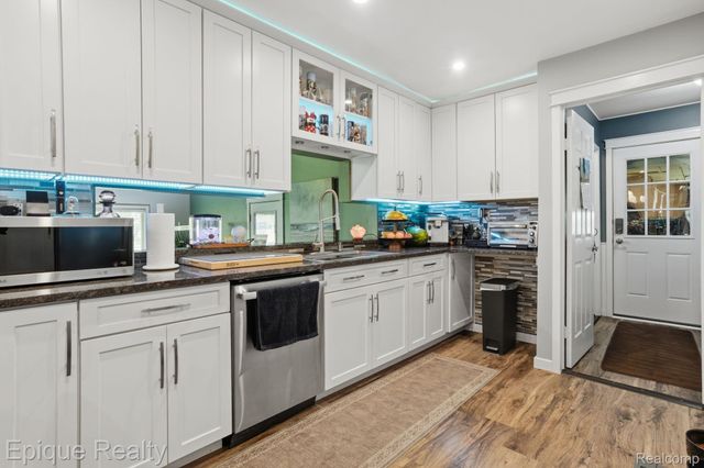 48132 Pheasant Street, Chesterfield Township, MI 48047