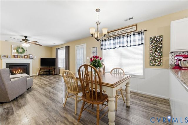 3136 Popular View Pl, Chester, VA 23831