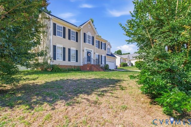 3136 Popular View Pl, Chester, VA 23831