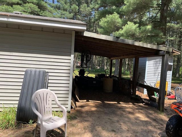 932 10th Avenue, Hancock, WI 54943