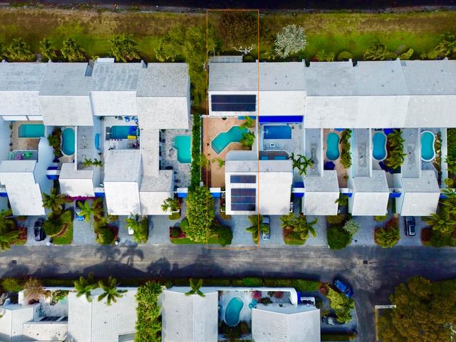 3687 Mykonos Court, Boca Raton, FL 33487