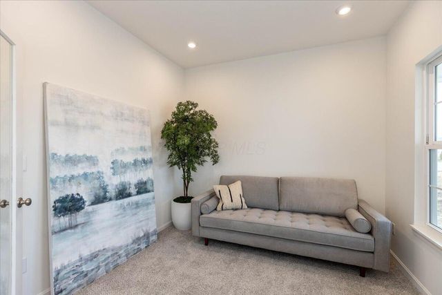 2205 Sunny View Court, Marysville, OH 43040