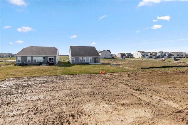 2205 Sunny View Court, Marysville, OH 43040