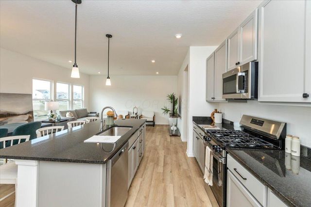 2205 Sunny View Court, Marysville, OH 43040