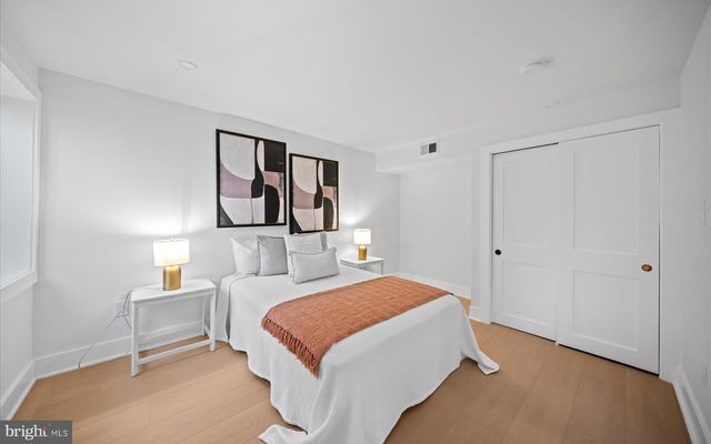 6605 3RD ST NW, Washington, DC 20012