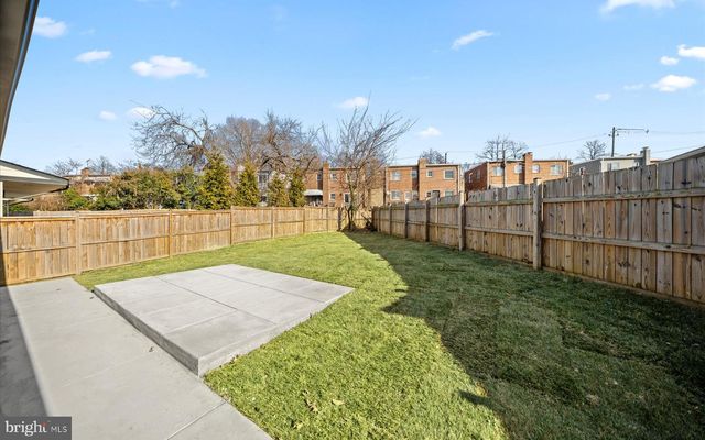 6605 3RD ST NW, Washington, DC 20012