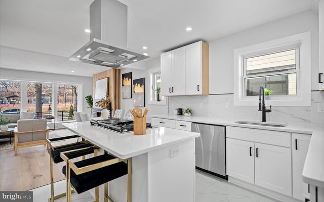 6605 3RD ST NW, Washington, DC 20012