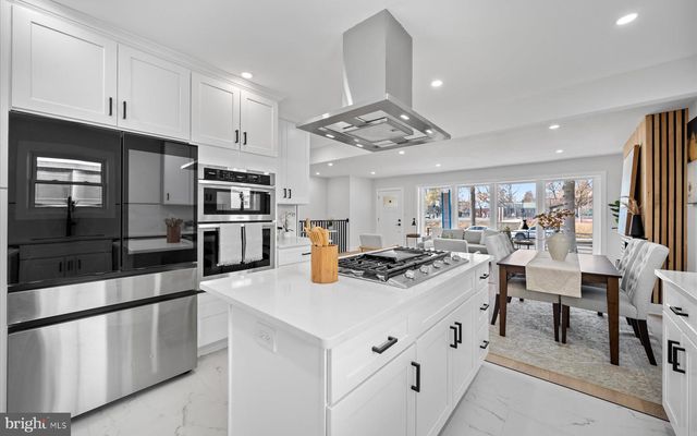 6605 3RD ST NW, Washington, DC 20012