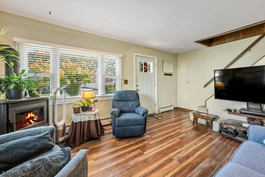 41 Wanaque Ave, Wanaque Boro, NJ 07420 — photo 4