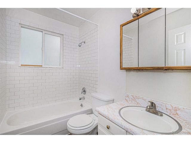 4678 S Lewiston Way, Aurora, CO 80015