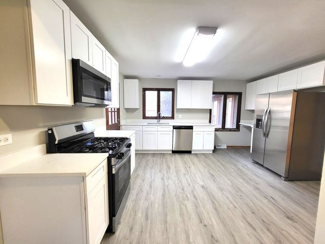 725 Braemar Road, Flossmoor, IL 60422