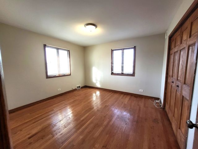 725 Braemar Road, Flossmoor, IL 60422