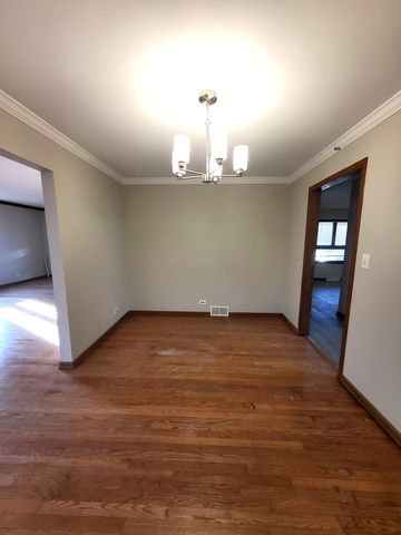 725 Braemar Road, Flossmoor, IL 60422