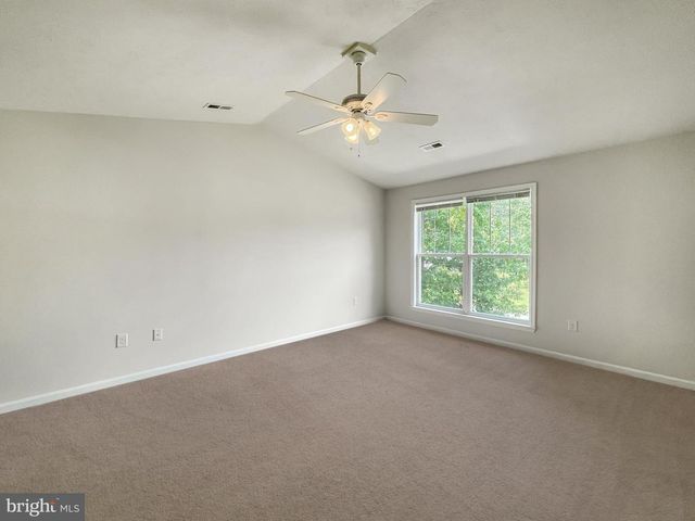 220 5TH ST, Colonial Beach, VA 22443