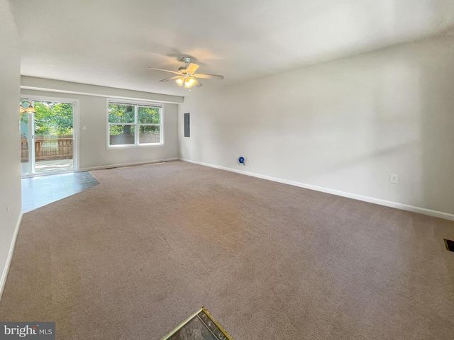 220 5TH ST, Colonial Beach, VA 22443