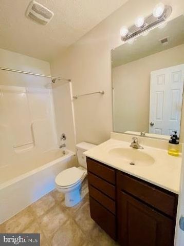 220 5TH ST, Colonial Beach, VA 22443