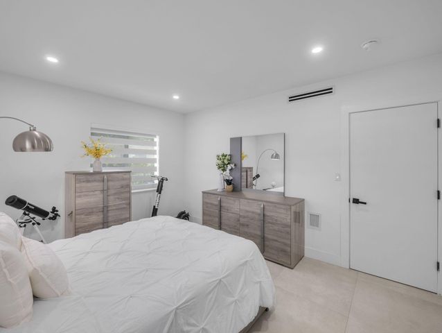 520 NE 135th Street, North Miami, FL 33161