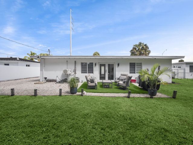 520 NE 135th Street, North Miami, FL 33161