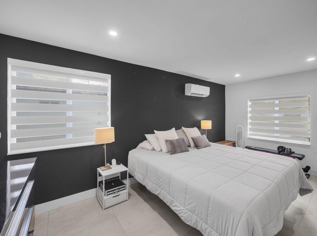 520 NE 135th Street, North Miami, FL 33161