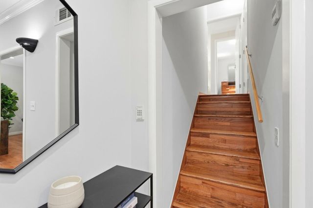 3010 Alameda De Las Pulgas, San Mateo, CA 94403
