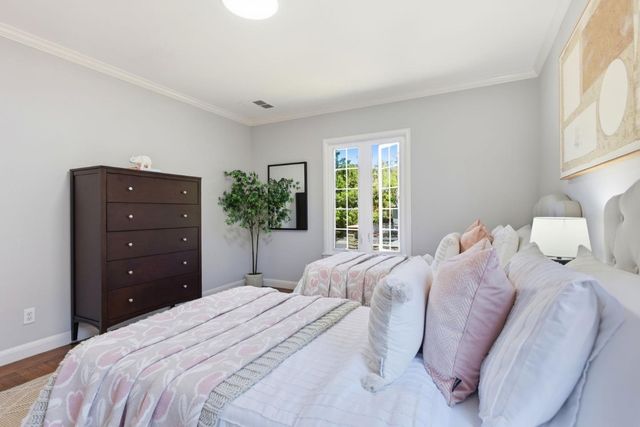 3010 Alameda De Las Pulgas, San Mateo, CA 94403