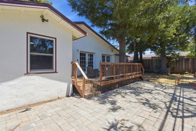 3010 Alameda De Las Pulgas, San Mateo, CA 94403