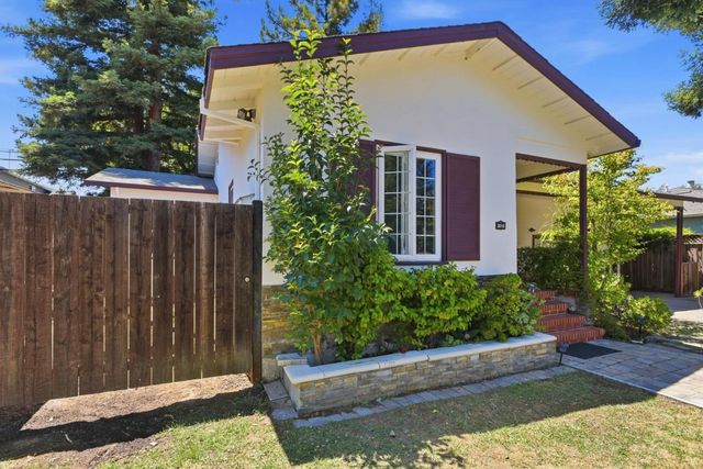 3010 Alameda De Las Pulgas, San Mateo, CA 94403