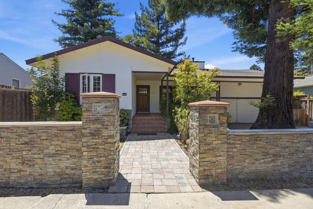 3010 Alameda De Las Pulgas, San Mateo, CA 94403