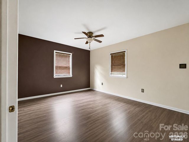 2346 Collettsville Road, Lenoir, NC 28645