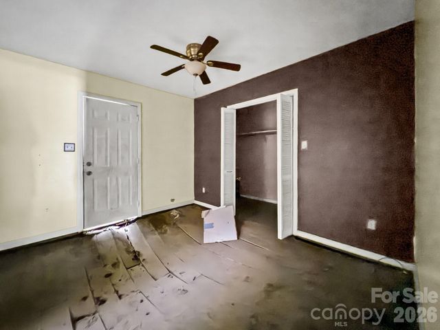 2346 Collettsville Road, Lenoir, NC 28645