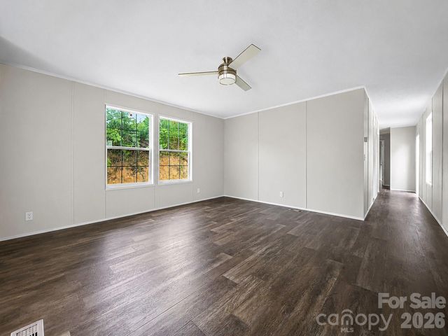 2346 Collettsville Road, Lenoir, NC 28645