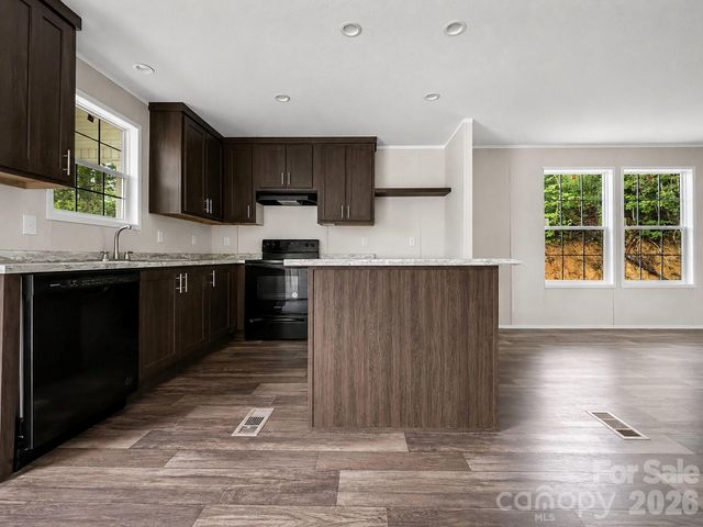 2346 Collettsville Road, Lenoir, NC 28645