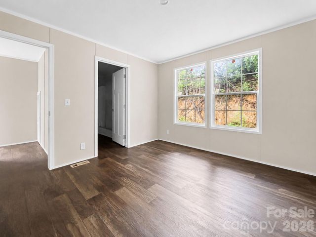 2346 Collettsville Road, Lenoir, NC 28645