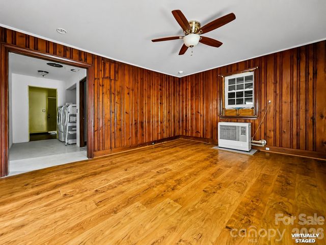 2346 Collettsville Road, Lenoir, NC 28645
