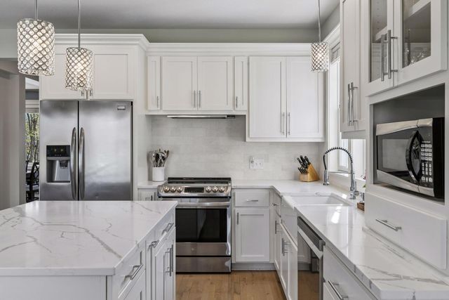 14356 Cosette Way N, Hugo, MN 55038