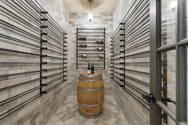 207 Utana Bluffs Trail, Ellijay, GA 30540