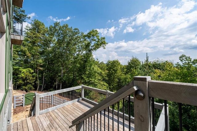 207 Utana Bluffs Trail, Ellijay, GA 30540