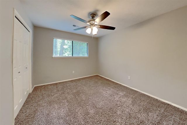 2 River Birch Lane, Spring, TX 77380